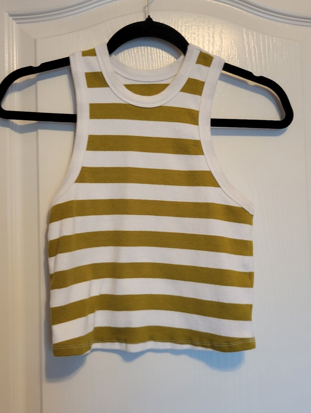 Maeve Striped Mustard + White Sleeveless Crop Tank Top Ladies Medium. Length 17"